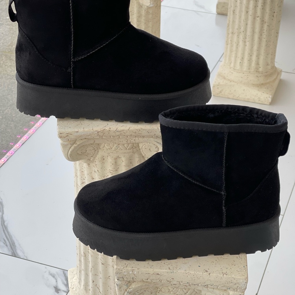 Black boots
